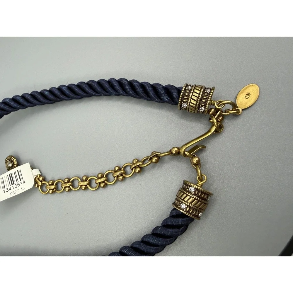 NWTS Heidi Daus Newport Chic II Enamel & Crystal Necklace Green Medallion & Cord